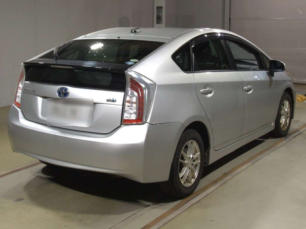 2012 Toyota Prius ZVW30[1]