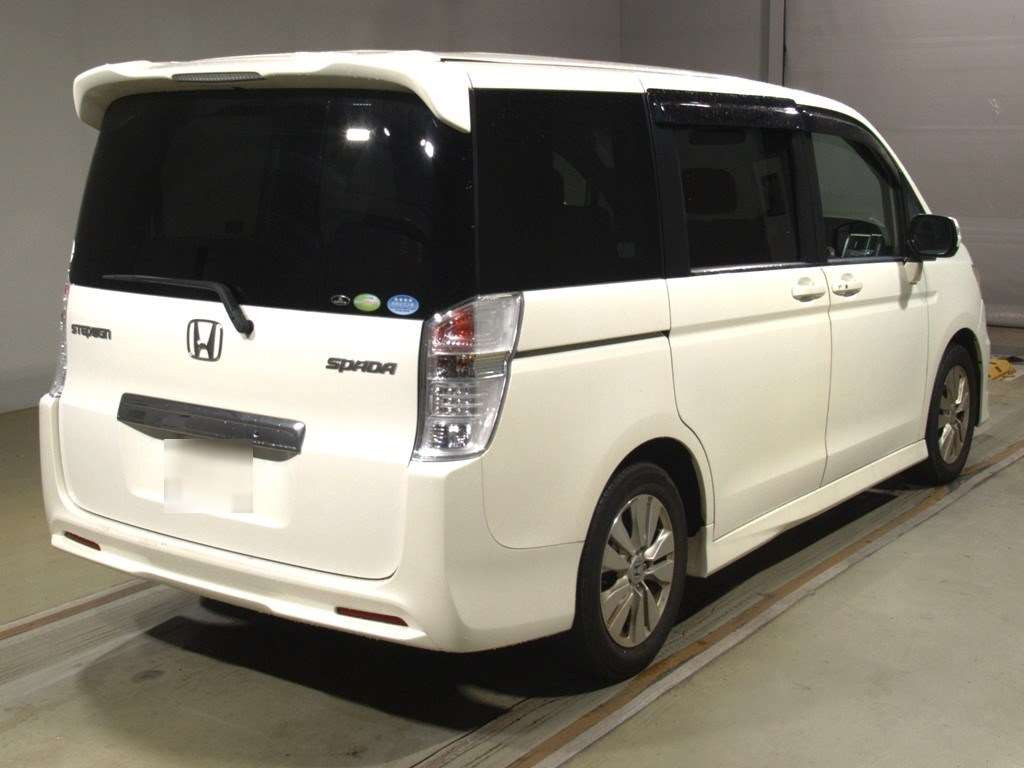 2010 Honda Step WGN Spada RK5[1]