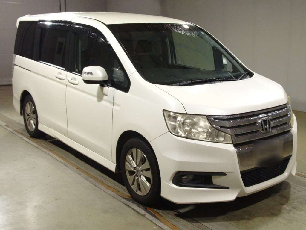 2010 Honda Step WGN Spada RK5[2]