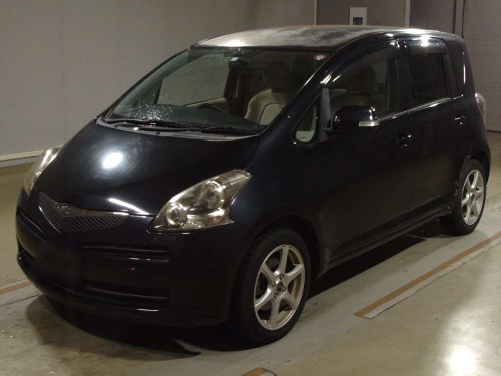 2008 Toyota Ractis SCP100[0]