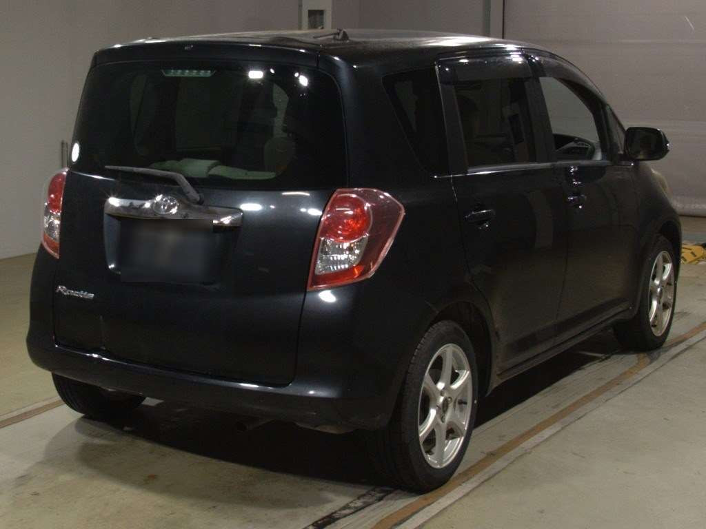 2008 Toyota Ractis SCP100[1]