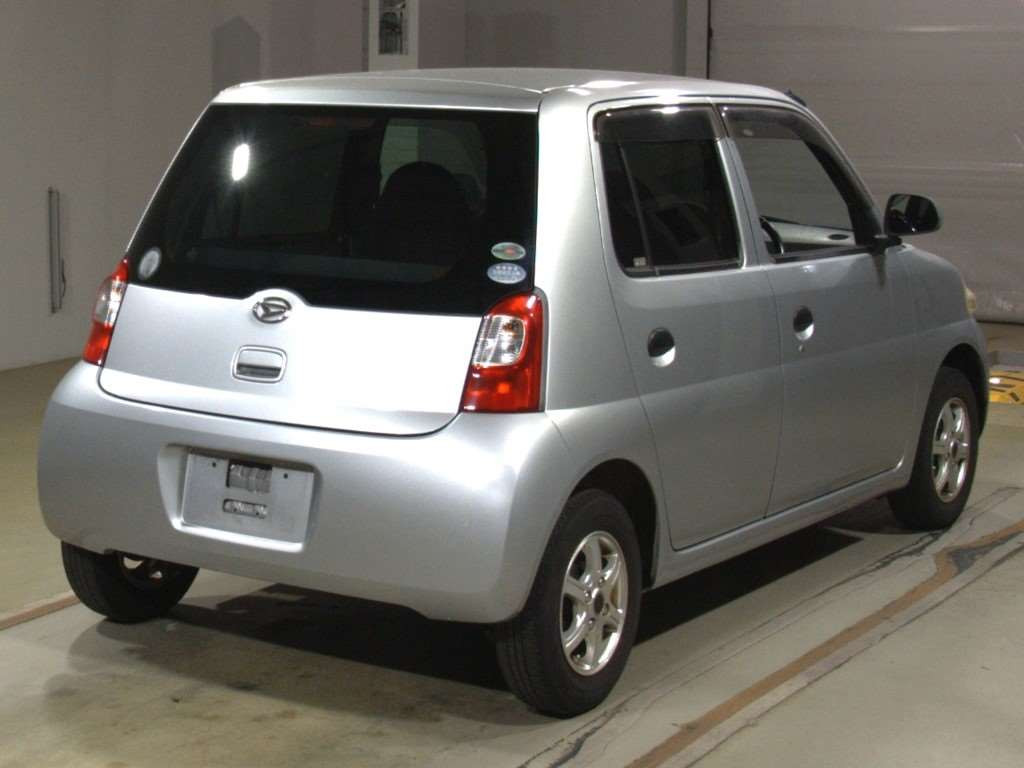 2010 Daihatsu Esse L235S[1]