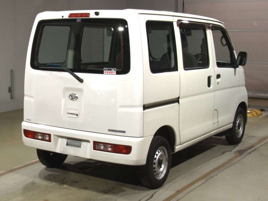 2014 Daihatsu Hijet Cargo S321V[1]