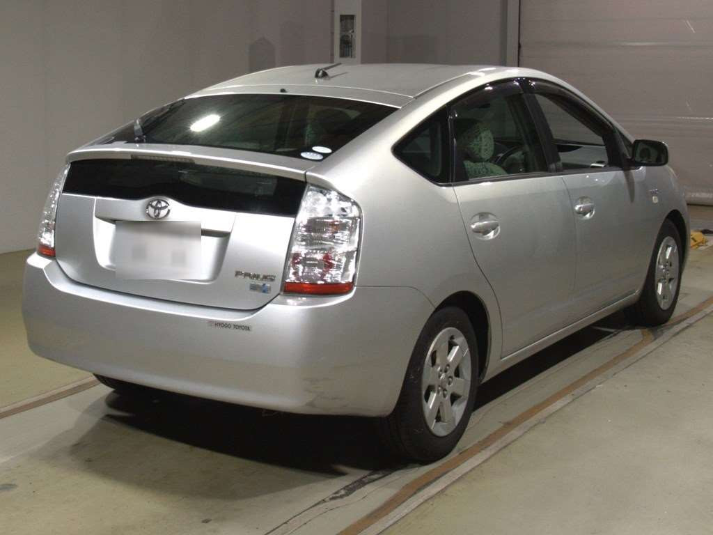 2005 Toyota Prius NHW20[1]