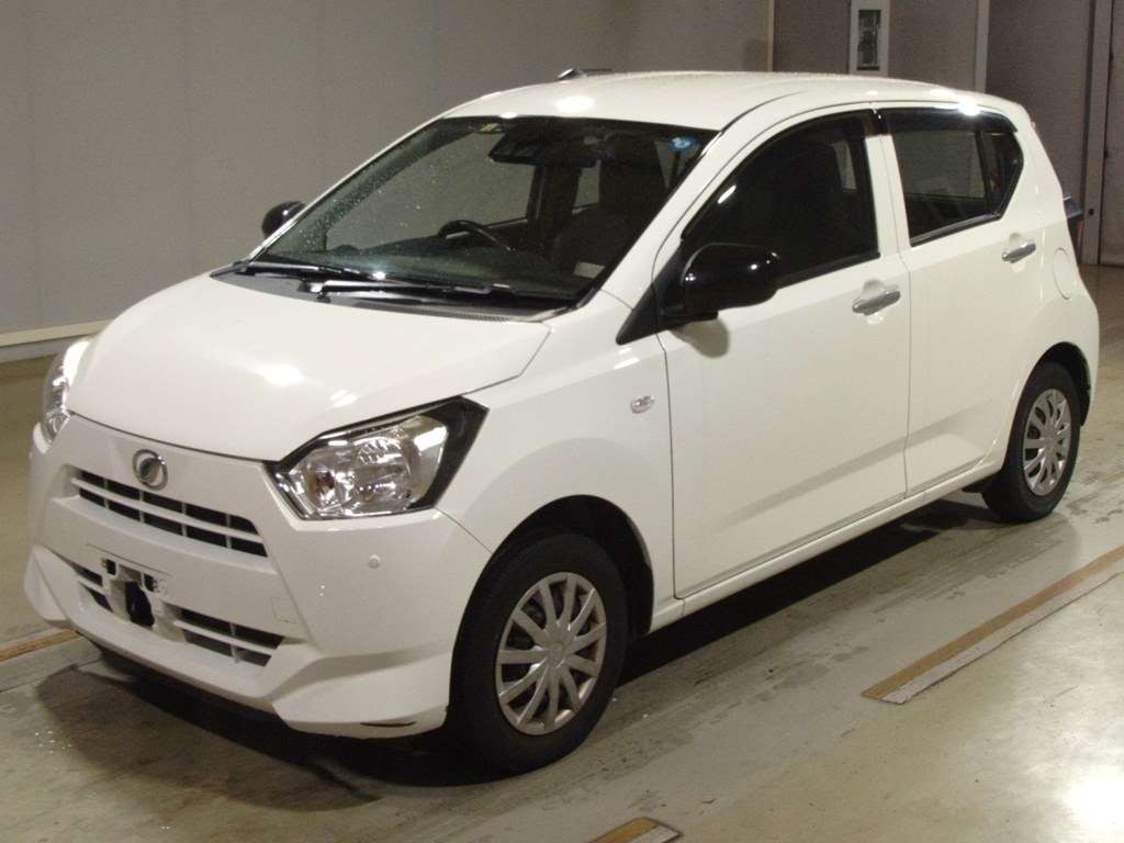 2017 Daihatsu Mira es LA350S[0]