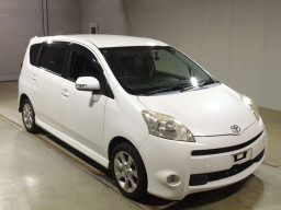 2009 Toyota Passo sette