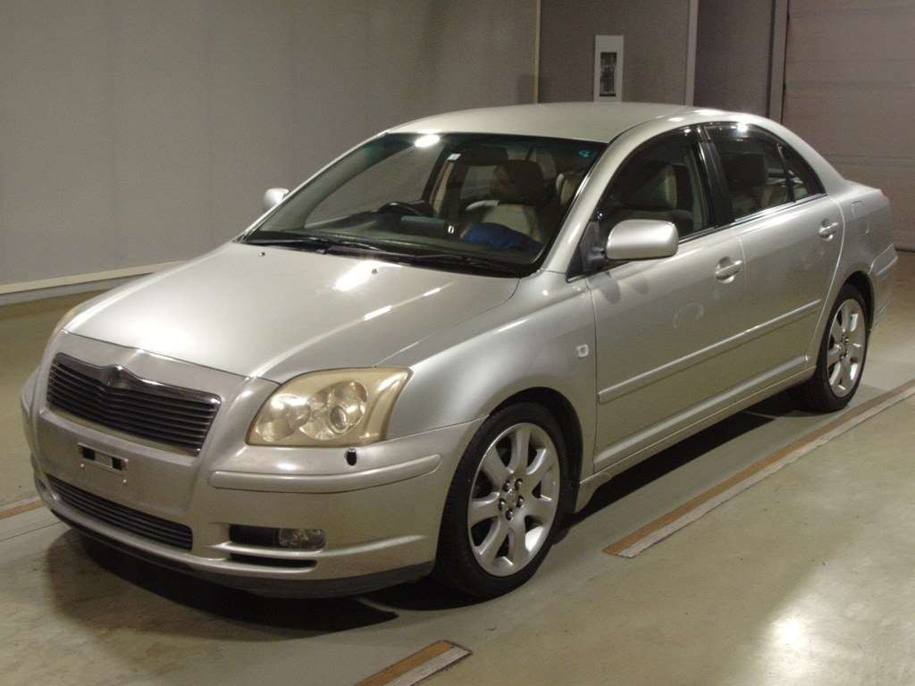 2004 Toyota Avensis AZT250[0]