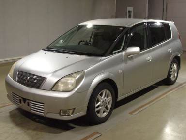 2002 Toyota OPA