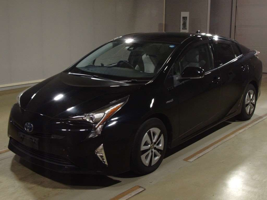 2017 Toyota Prius ZVW51[0]