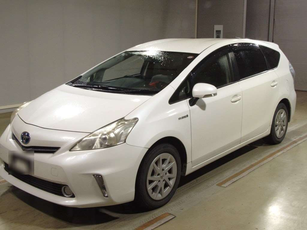 2012 Toyota Prius alpha ZVW41W[0]