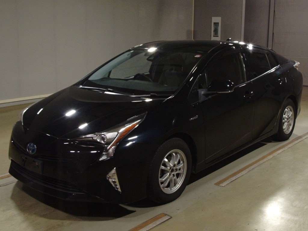 2016 Toyota Prius ZVW50[0]