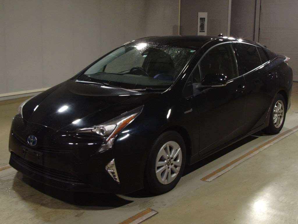 2016 Toyota Prius ZVW50[0]