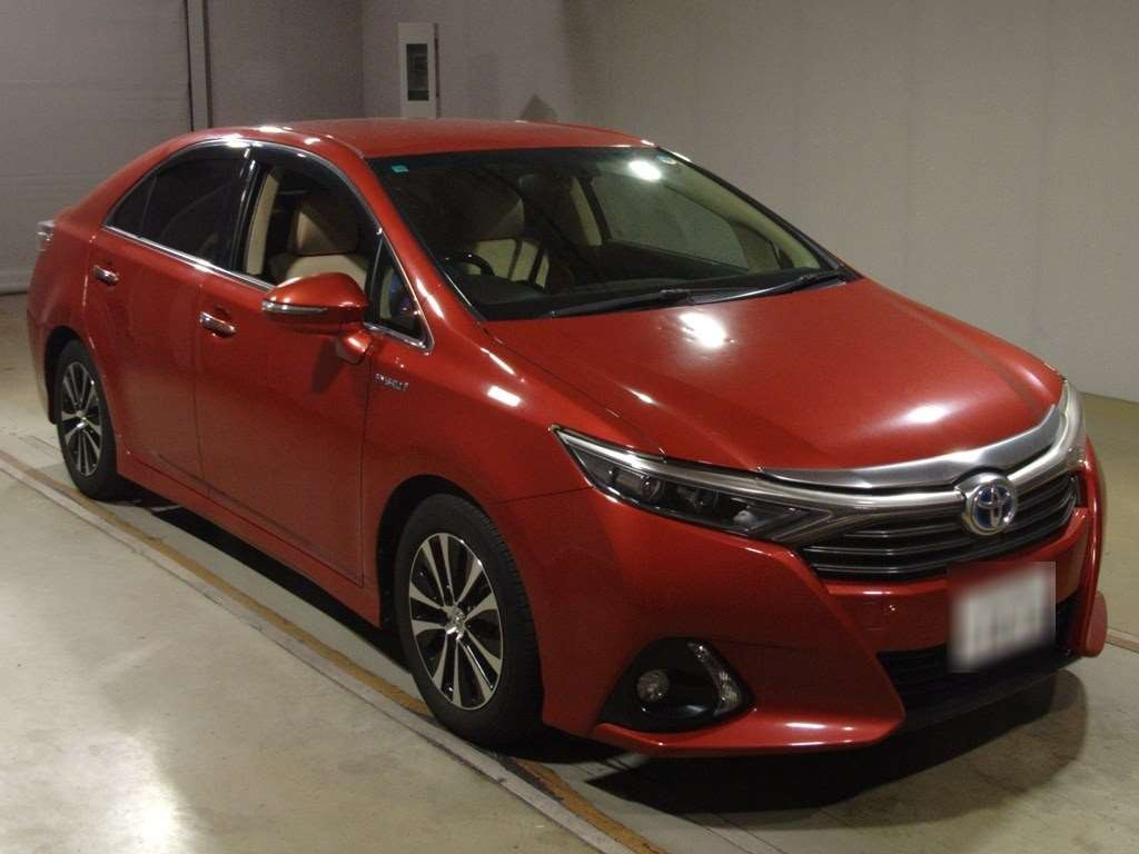 2014 Toyota SAI AZK10[2]