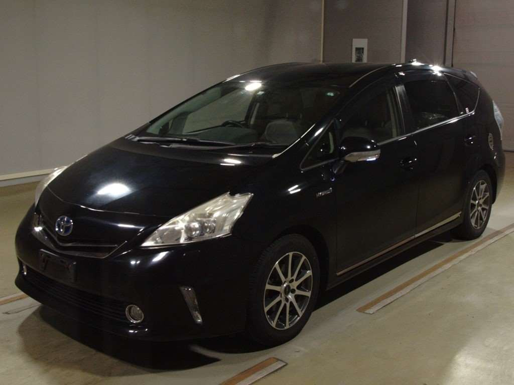 2012 Toyota Prius alpha ZVW41W[0]