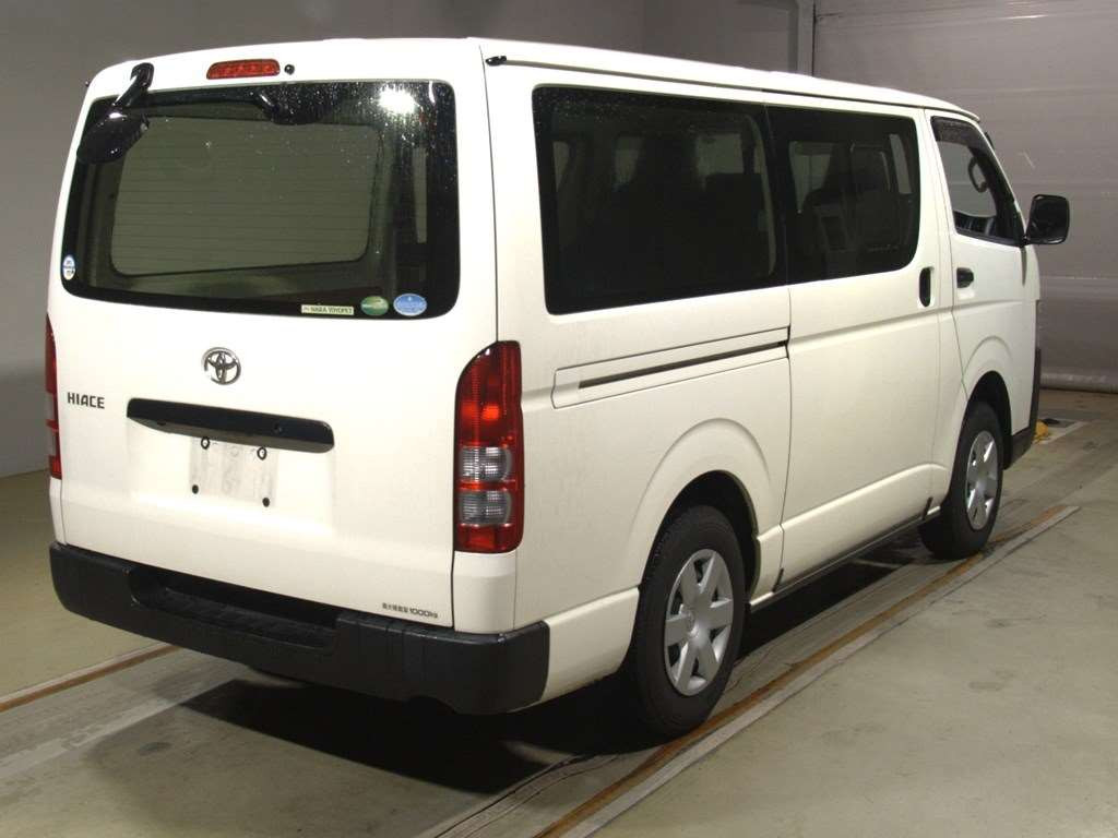 2019 Toyota Hiace Van GDH206V[1]