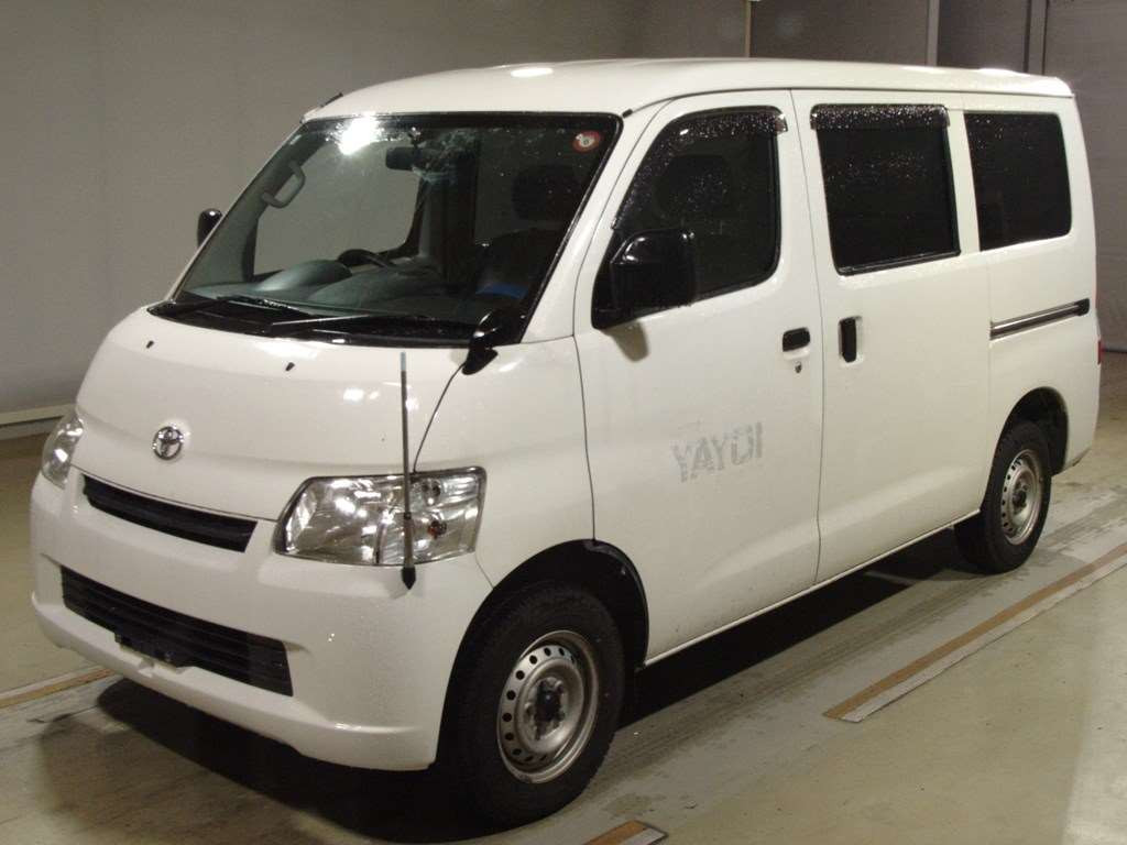 2020 Toyota Townace Van S402M[0]