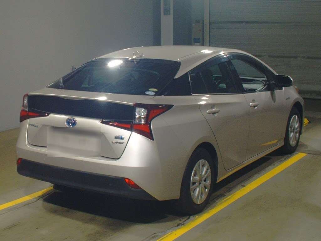 2019 Toyota Prius ZVW55[1]