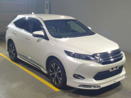 2015 Toyota Harrier