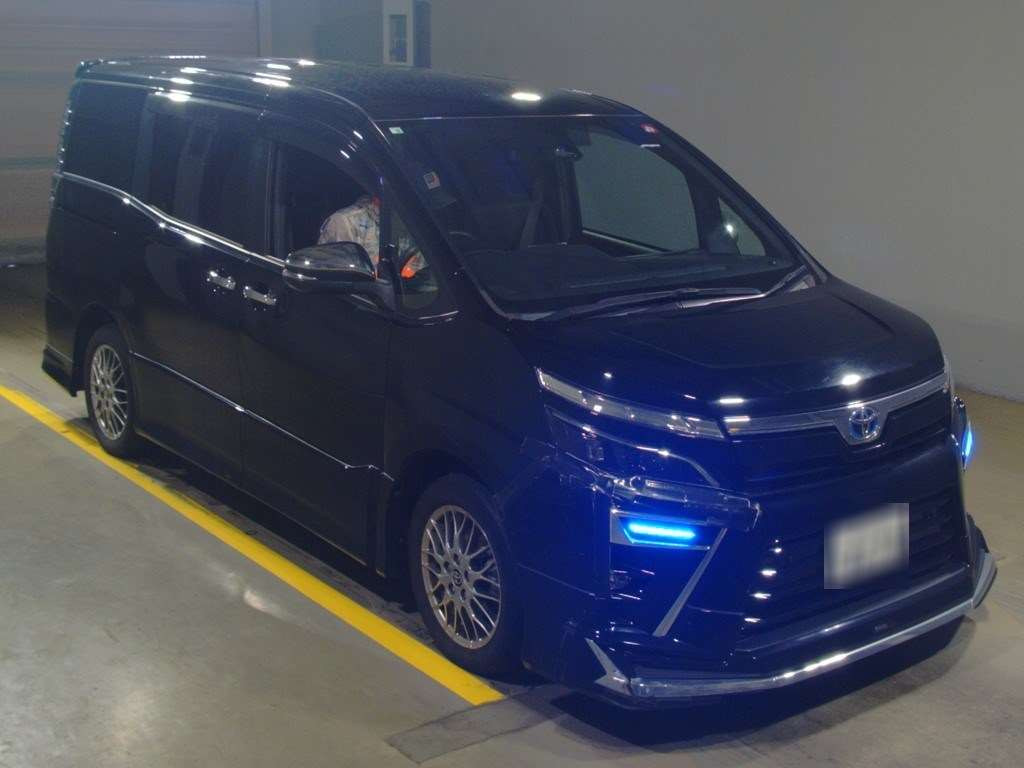 2020 Toyota Voxy ZWR80W[2]