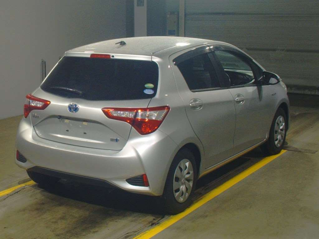 2019 Toyota Vitz NHP130[1]