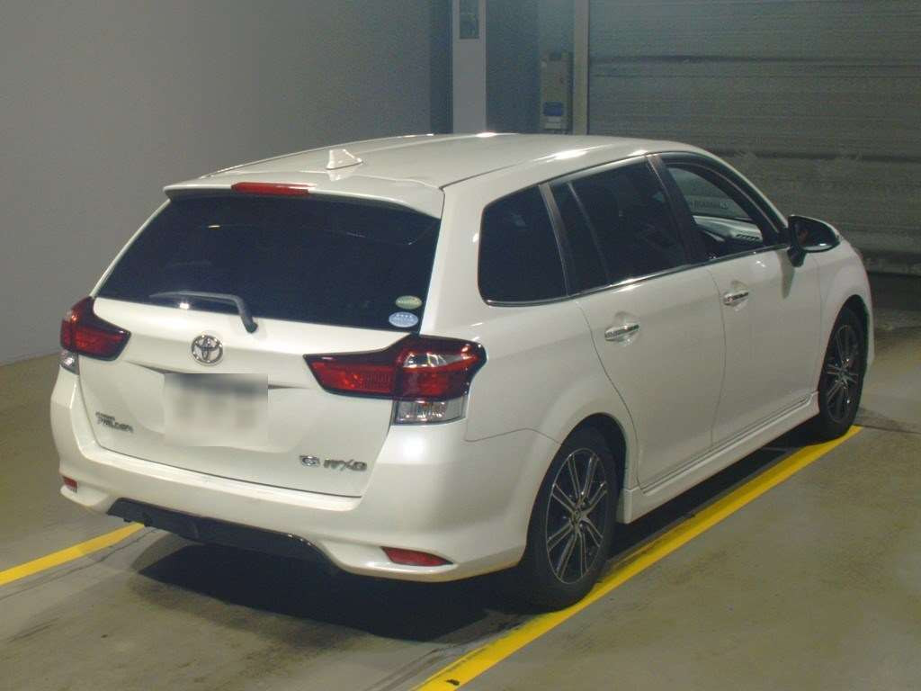 2017 Toyota Corolla Fielder NRE161G[1]