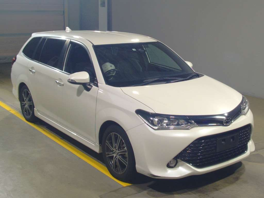 2017 Toyota Corolla Fielder NRE161G[2]