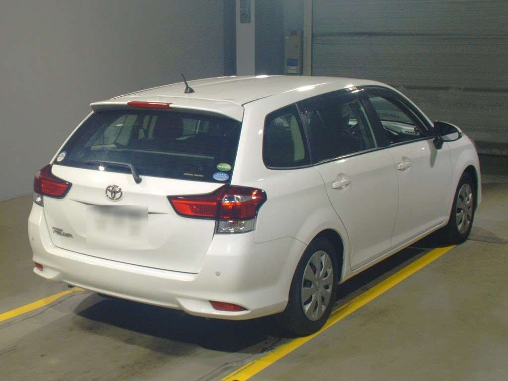 2017 Toyota Corolla Fielder NRE161G[1]