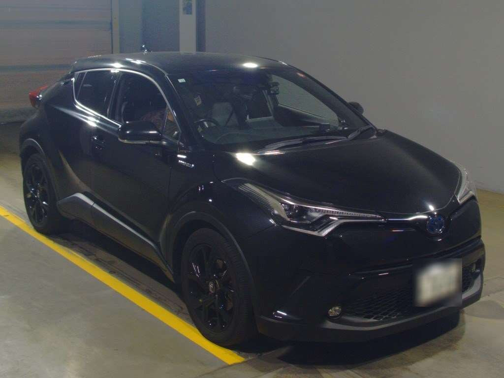 2018 Toyota C-HR ZYX10[2]