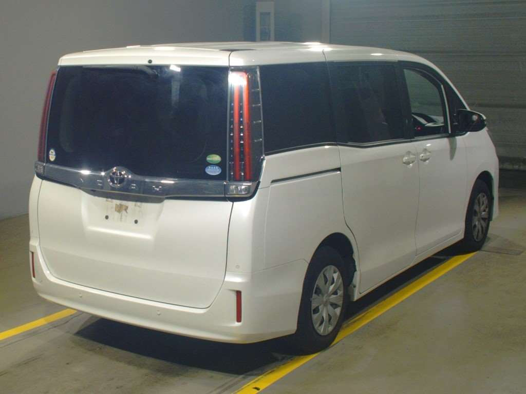 2019 Toyota Noah ZRR80G[1]