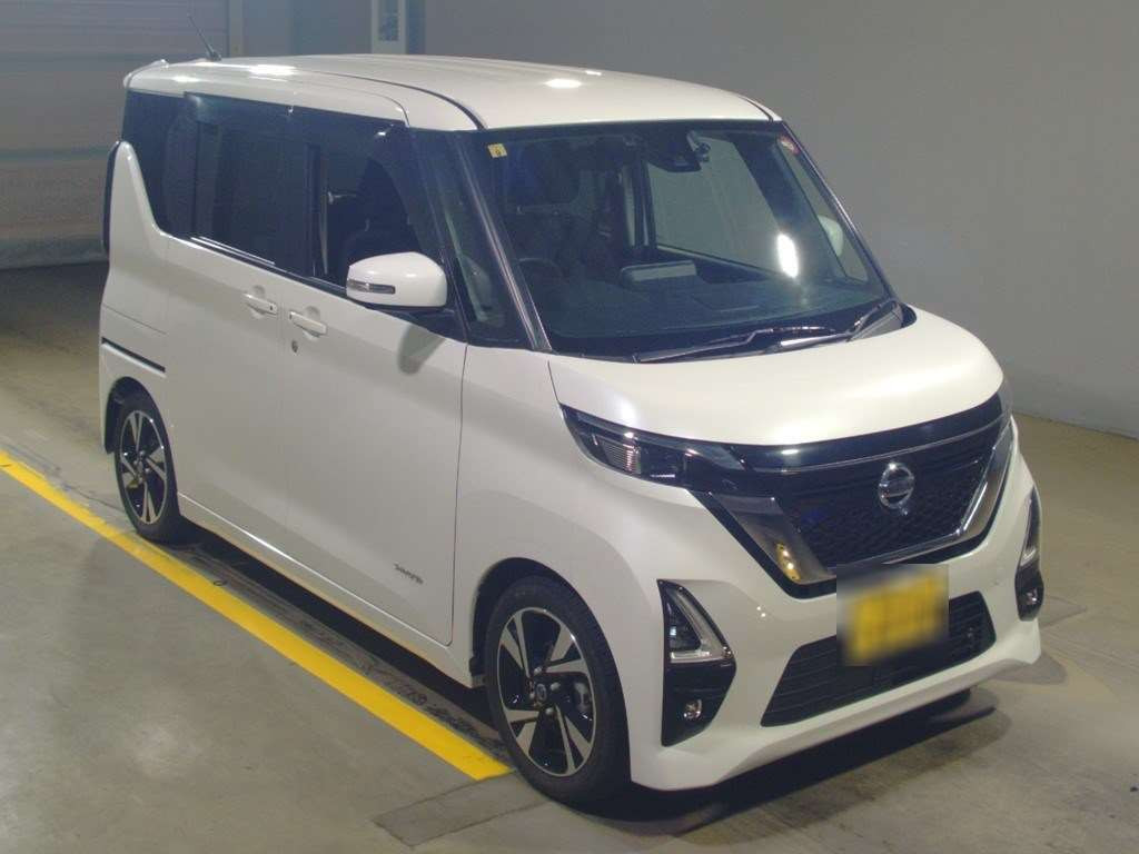 2020 Nissan Roox B45A[2]