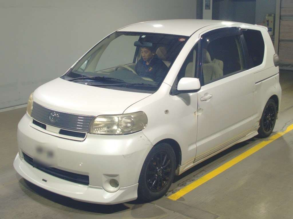 2006 Toyota Porte NNP11[0]