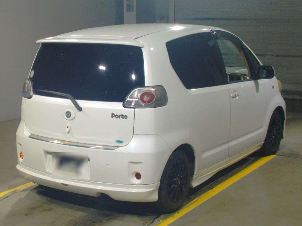 2006 Toyota Porte NNP11[1]