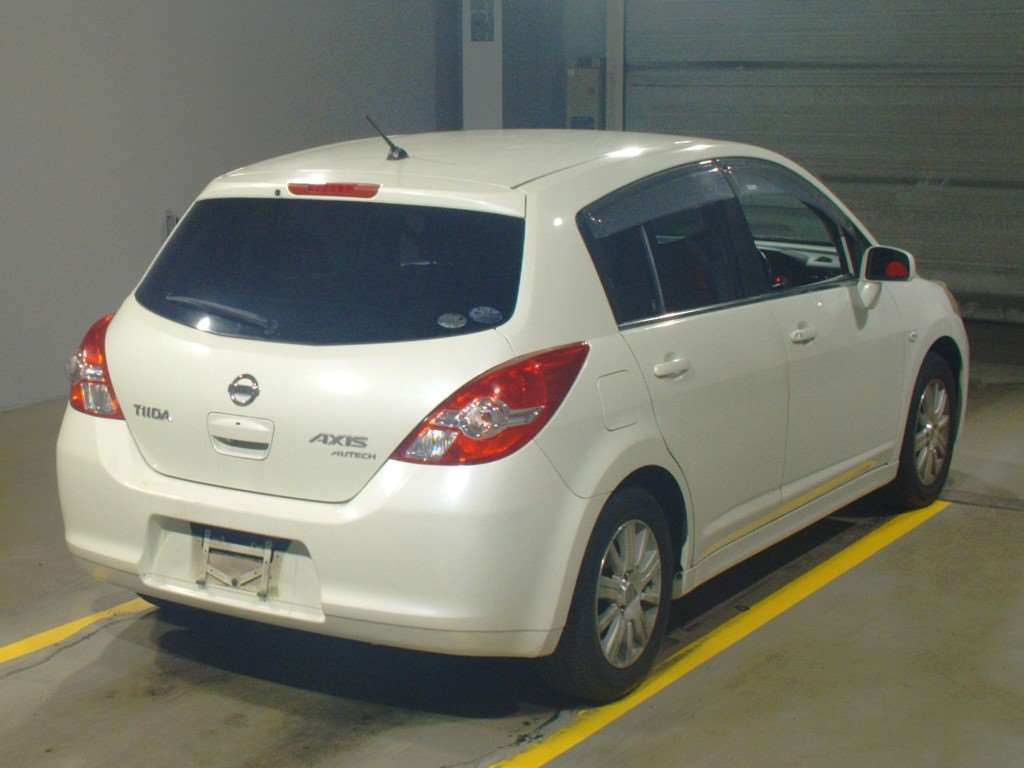 2009 Nissan Tiida C11[1]