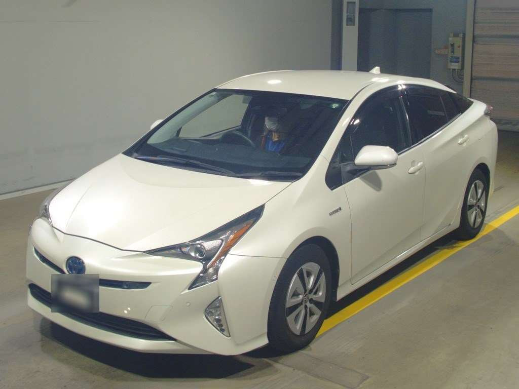 2017 Toyota Prius ZVW51[0]