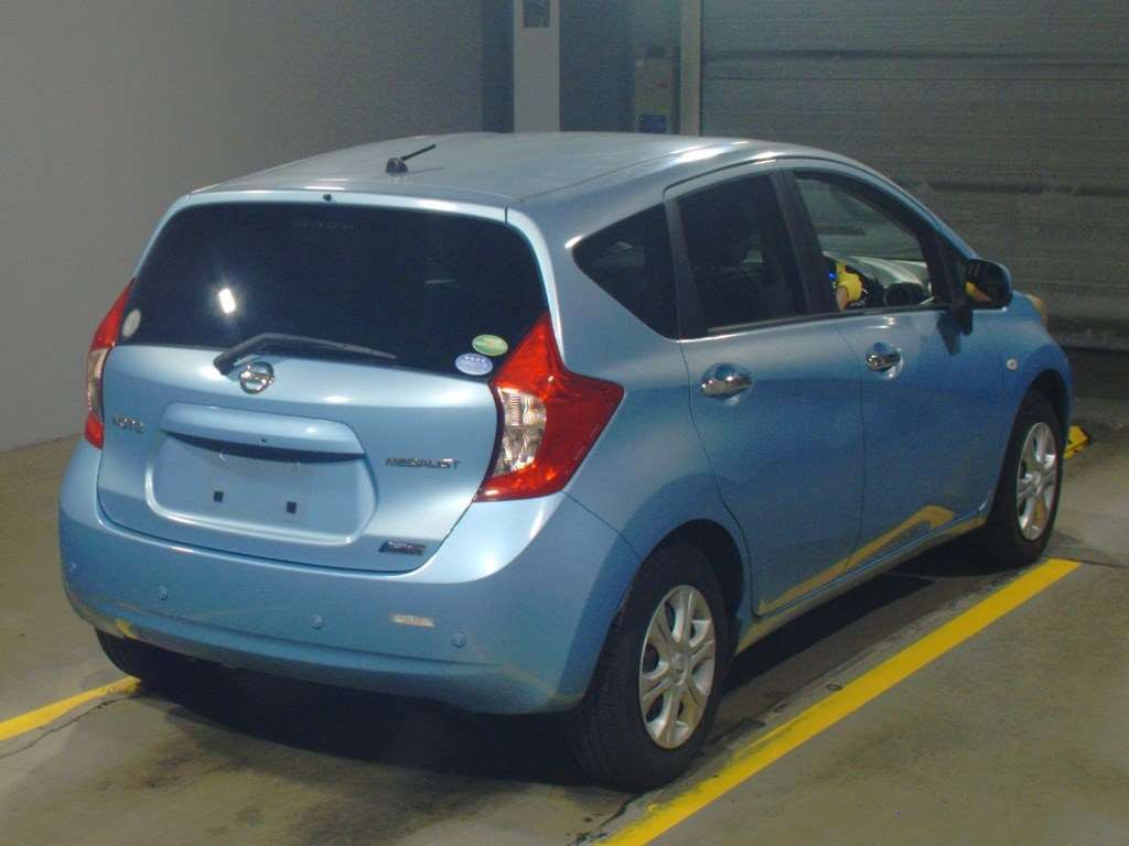 2014 Nissan Note E12[1]