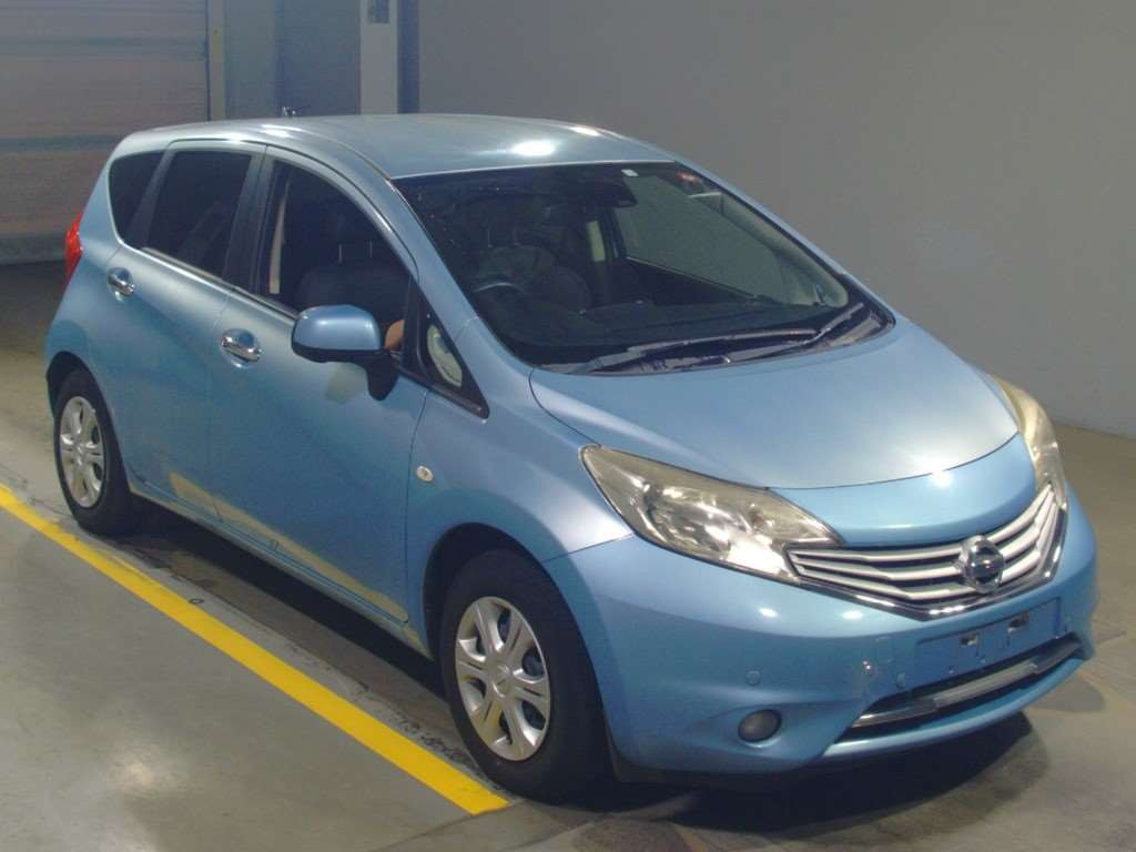 2014 Nissan Note E12[2]