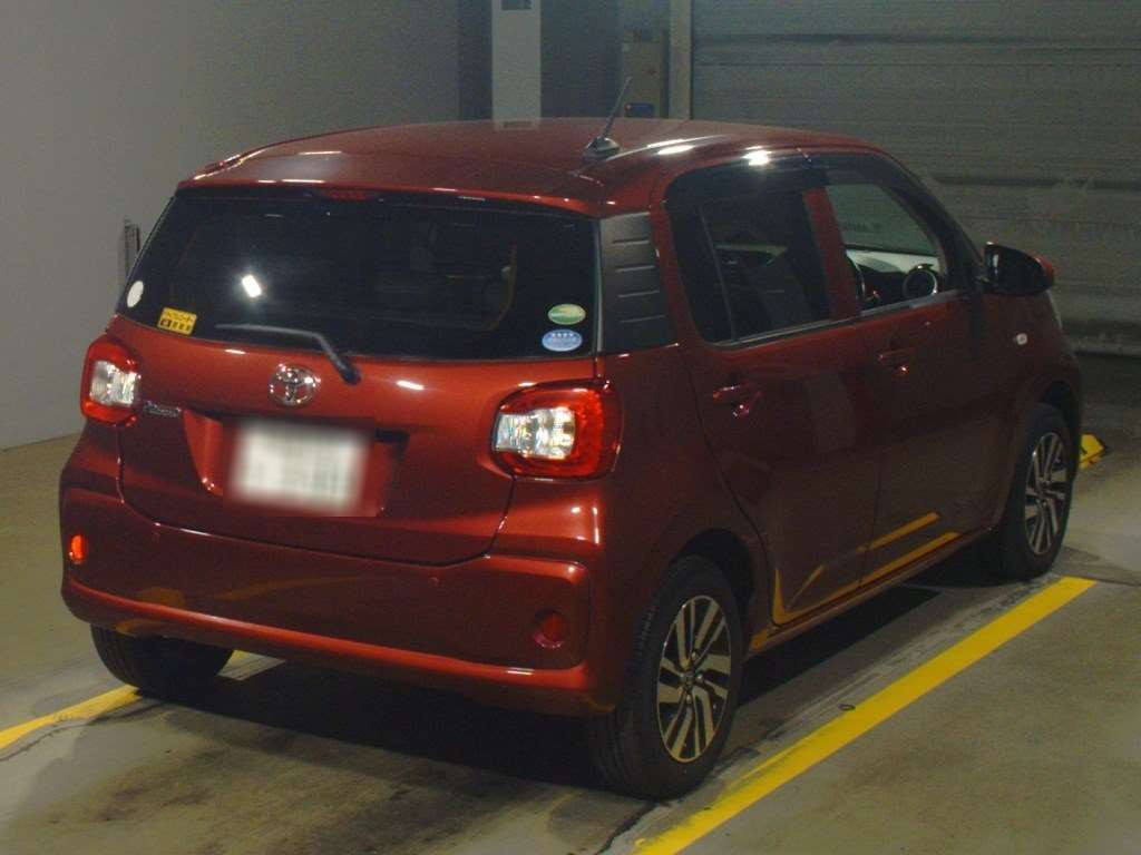 2017 Toyota Passo M700A[1]