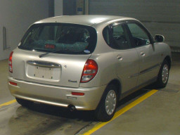 2001 Toyota Duet