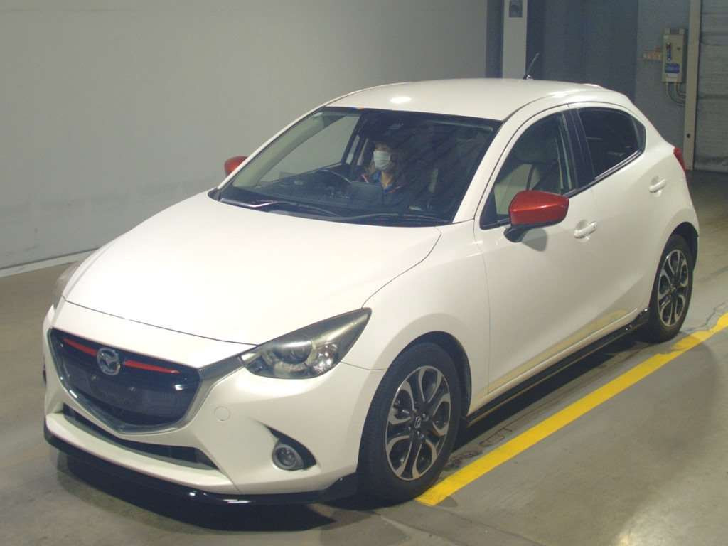 2014 Mazda Demio DJ5FS[0]