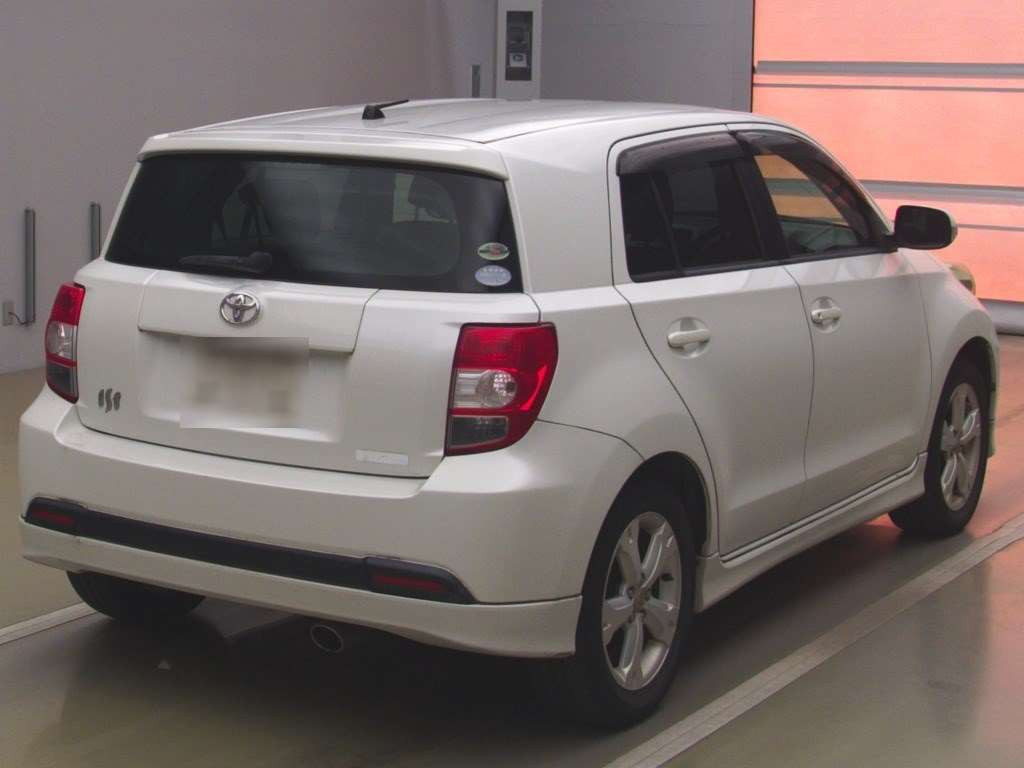 2007 Toyota IST NCP110[1]