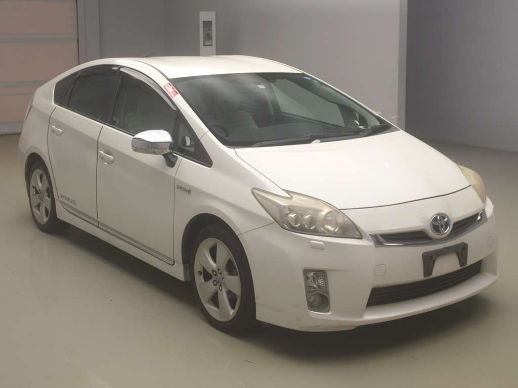 2009 Toyota Prius ZVW30[2]