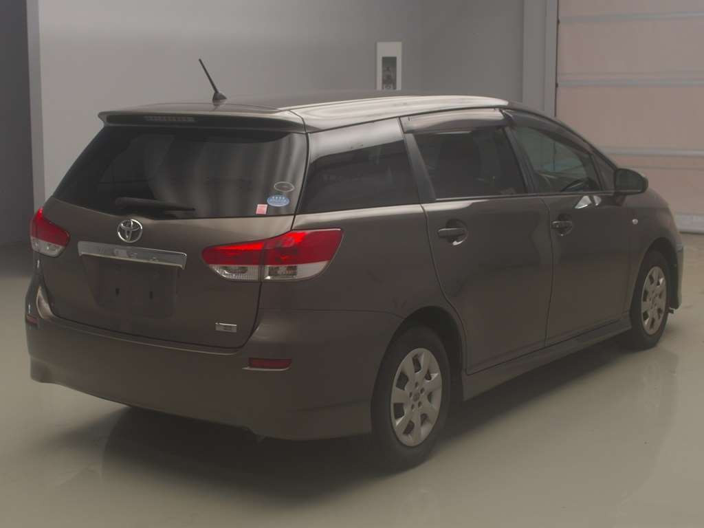 2010 Toyota Wish ZGE20G[1]