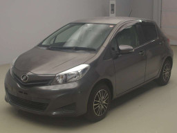 2011 Toyota Vitz