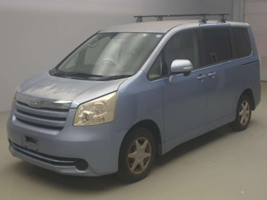 2008 Toyota Noah