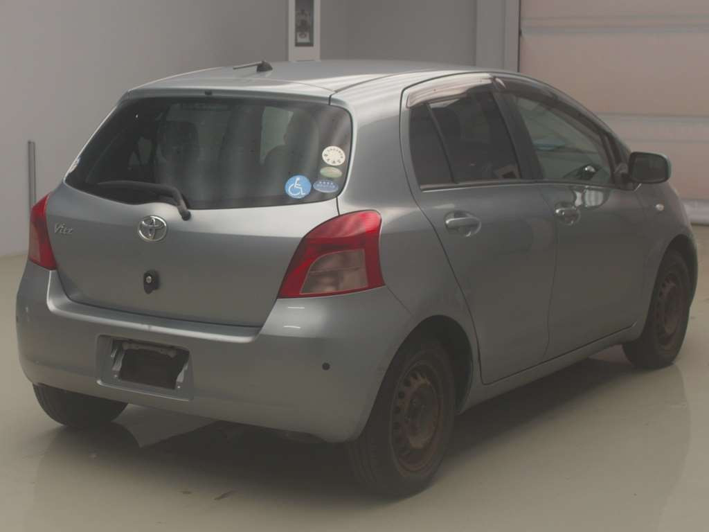 2006 Toyota Vitz SCP90[1]