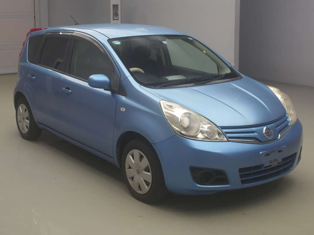 2011 Nissan Note E11[2]