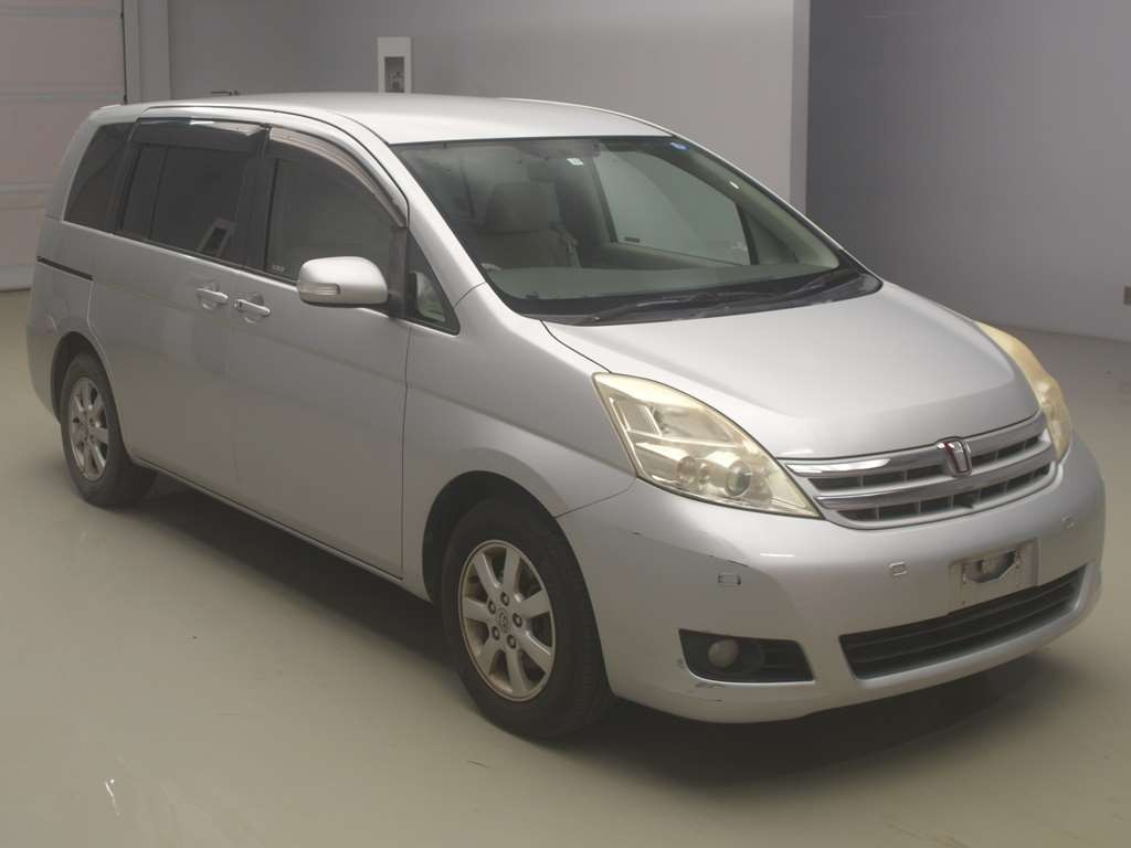 2011 Toyota Isis ZGM11G[2]