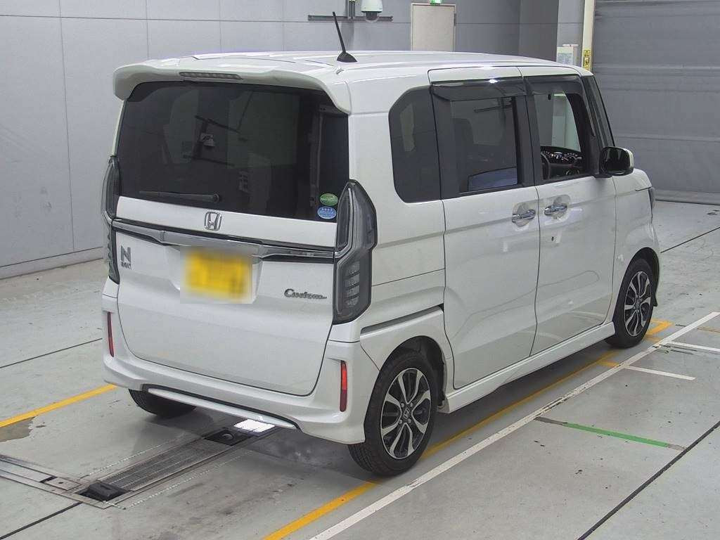 2018 Honda N-BOX CUSTOM JF3[1]