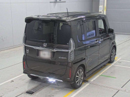 2021 Honda N-BOX CUSTOM