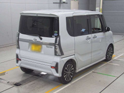 2020 Daihatsu Tanto Custom